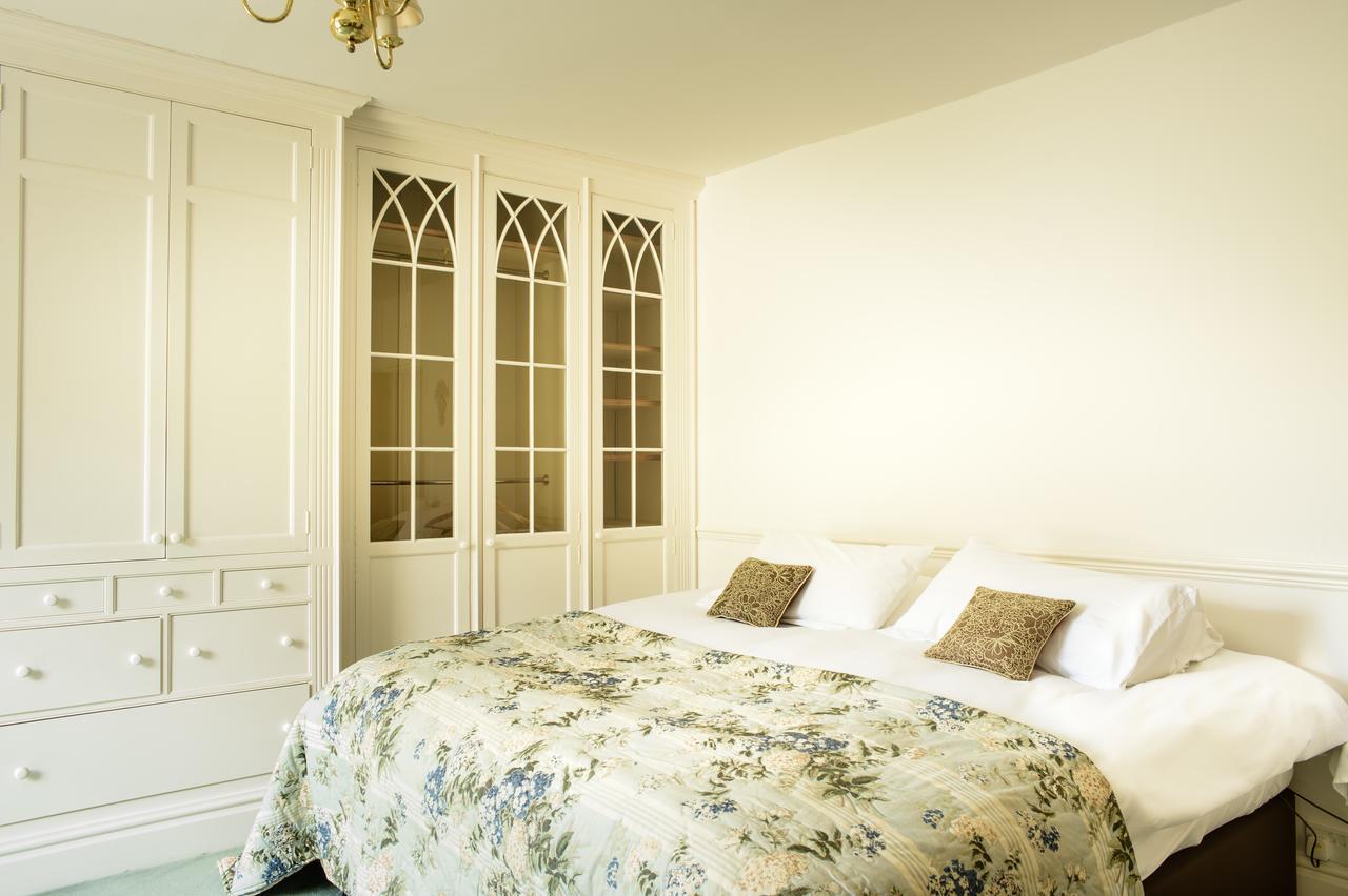 All Hallows Farmhouse Hotel Wimborne Saint Giles ภายนอก รูปภาพ